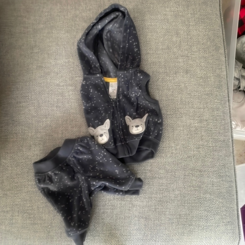 Carter’s NB Sweat set
